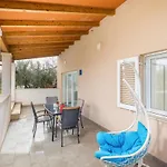 2 Bedroom Gorgeous In * Vodnjan